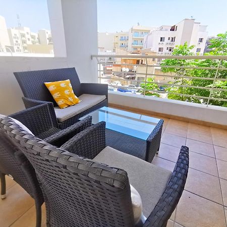 Promenade Breeze City Apartment Ларнака Екстер'єр фото