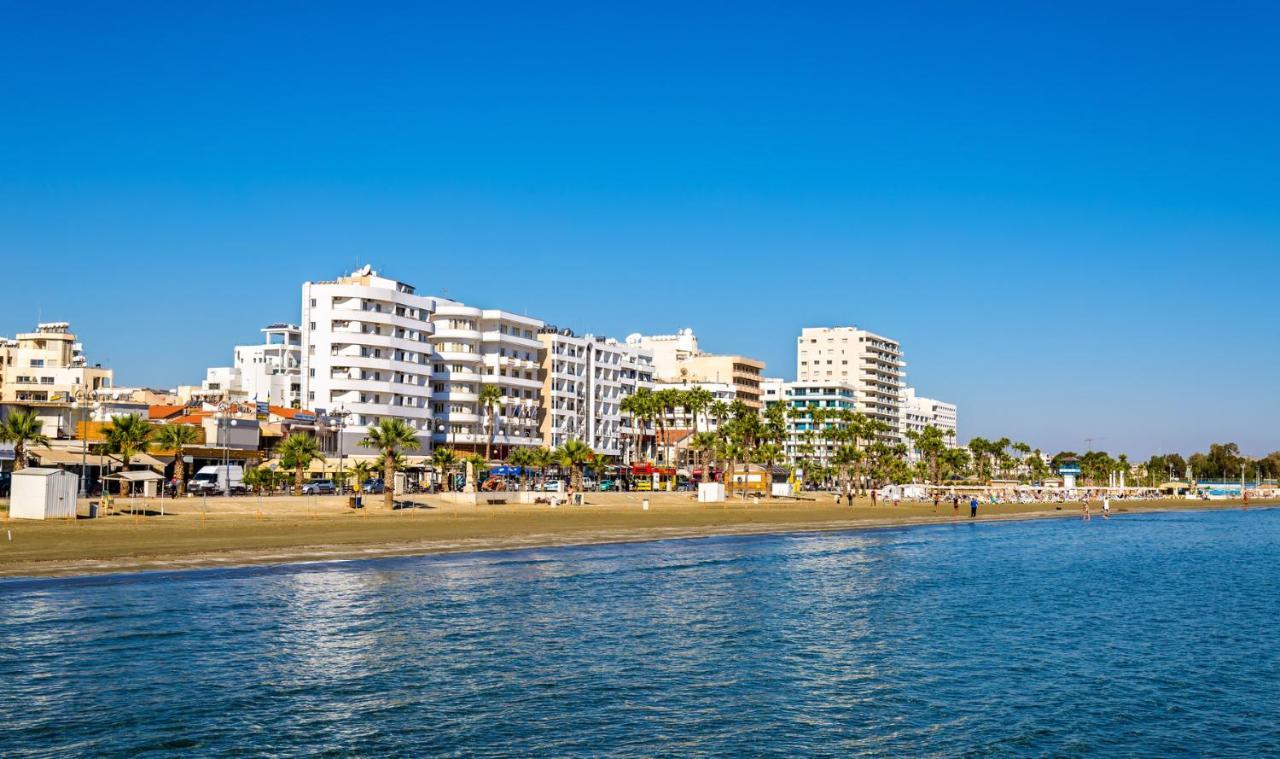 Promenade Breeze City Apartment Ларнака Екстер'єр фото